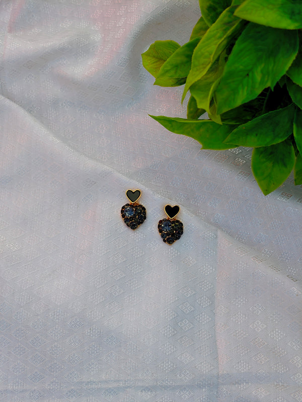 Korean Black Heart Earrings