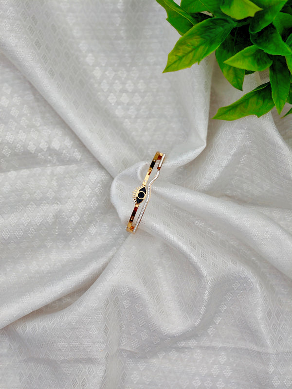 Anti Tarnish Protective Evil Eye Dainty Bracelet