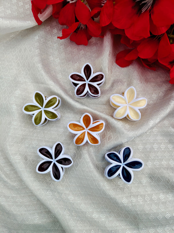 Elegant Floral Glossy Finish Hair Clips for Women