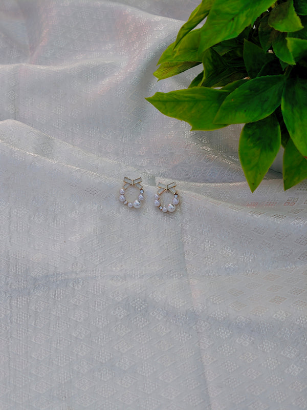 Pearl Ribbon Wreath Studs