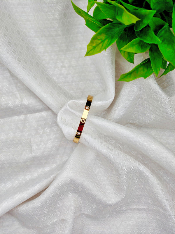 Luxury Iconic Gold-Plated Cartier Bracelet